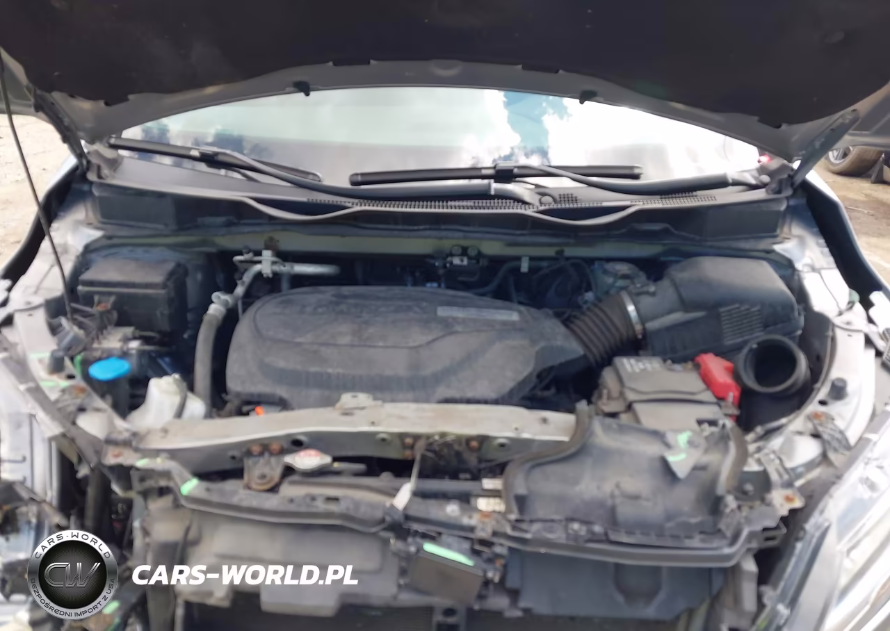 2018 Honda Odyssey Touring VIN:5FNRL6H86JB009056 - 10