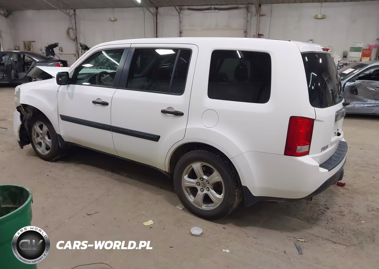 2015 Honda Pilot Lx VIN:5FNYF4H22FB045790 - 3