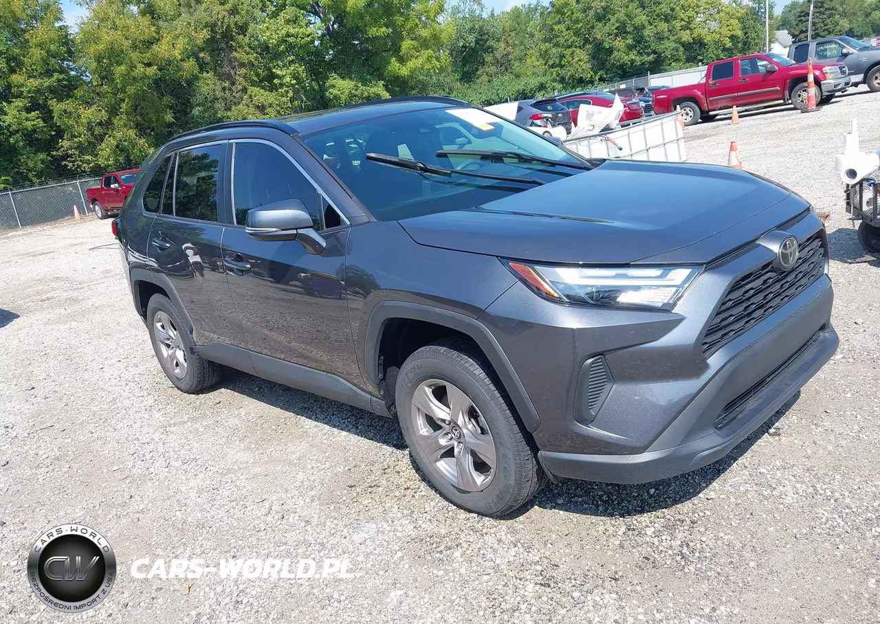 2024 Toyota Rav4 Xle VIN:2T3P1RFV2RC473783 - 1