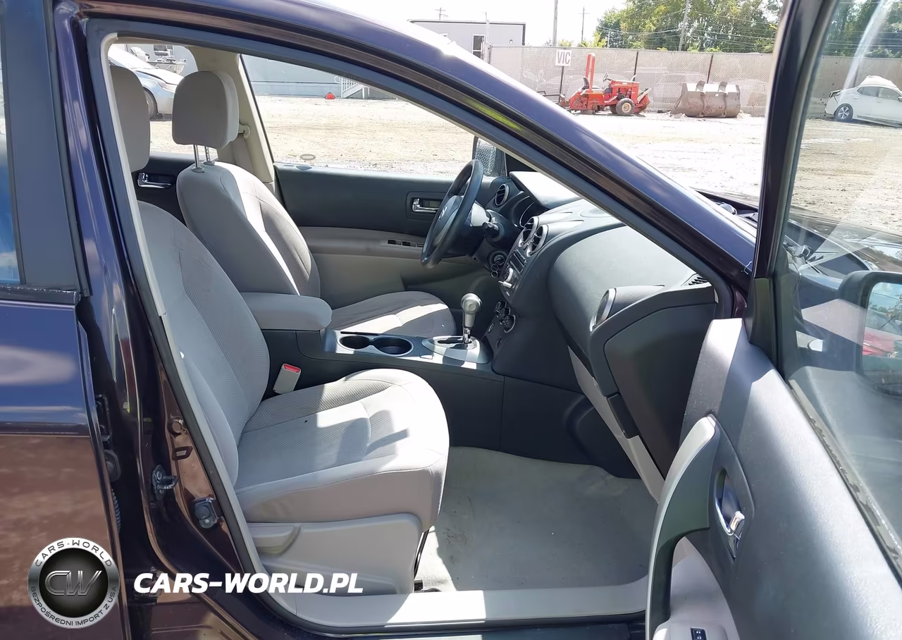 2014 Nissan Rogue Select S VIN:JN8AS5MV4EW708620 - 5