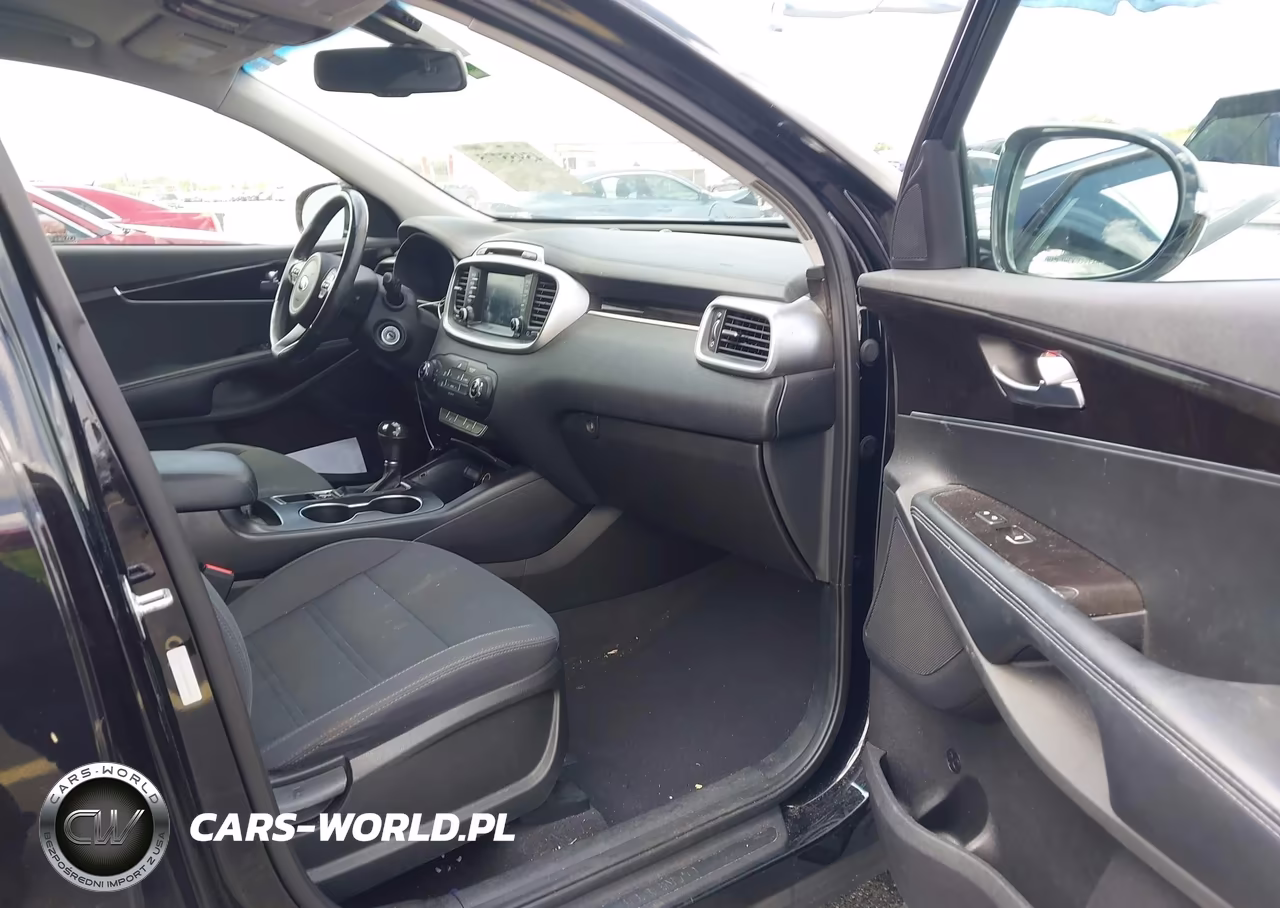 2018 Kia Sorento 2.4L Lx VIN:5XYPG4A39JG419891 - 5