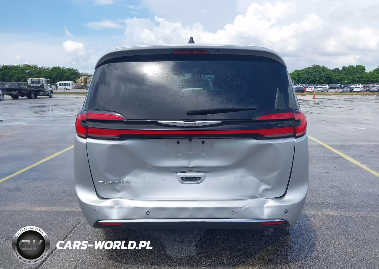 2026 Chrysler Pacifica Select VIN:2C4RC1BG0TR176099 - 16