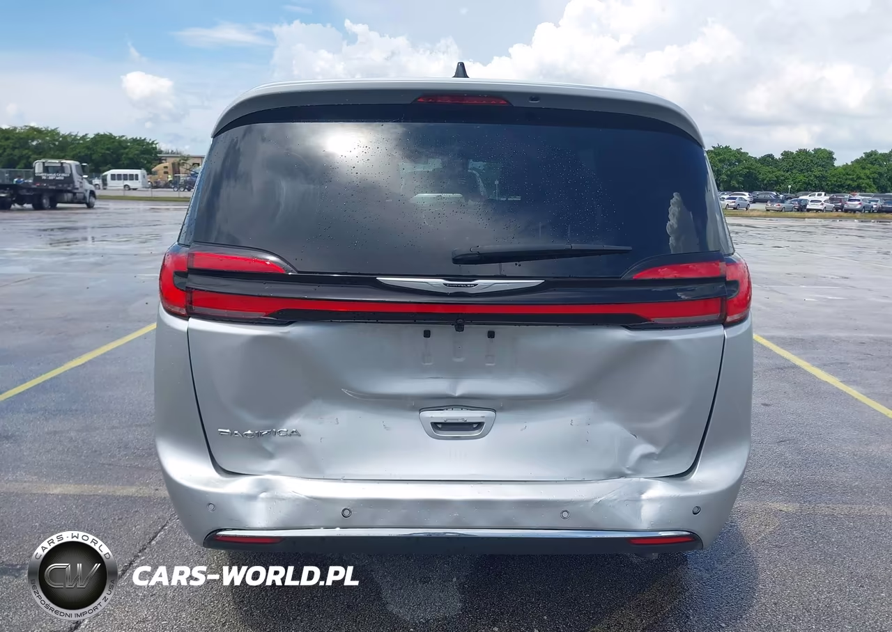 2026 Chrysler Pacifica Select VIN:2C4RC1BG0TR176099 - 6