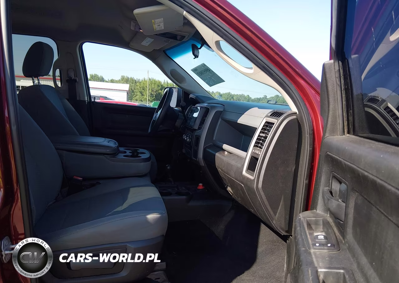 2018 Ram 2500 Tradesman 4X4 6'4 Box VIN:3C6UR5CL1JG419277 - 5