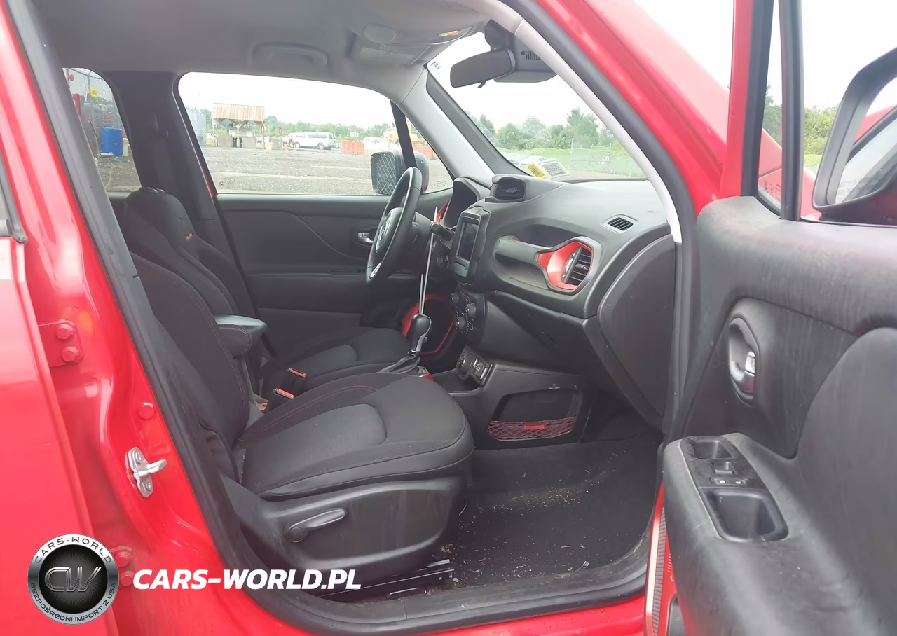 2020 Jeep Renegade Trailhawk 4X4 VIN:ZACNJBC13LPL77369 - 5