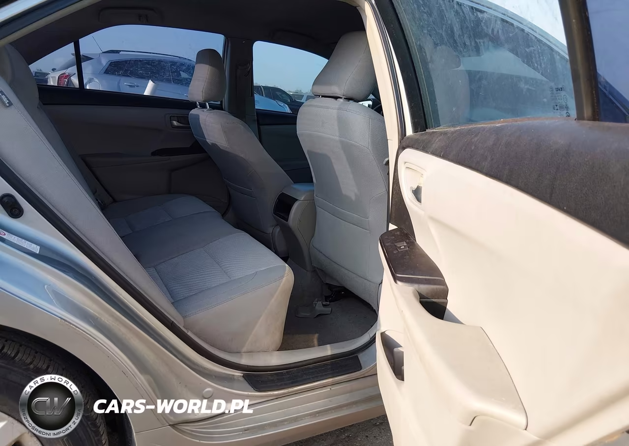 2015 Toyota Camry Le VIN:4T4BF1FK3FR477336 - 8