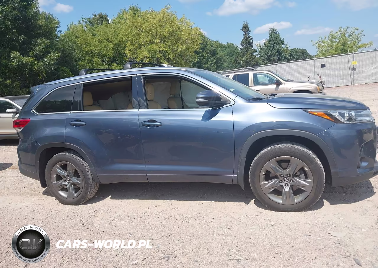 2017 Toyota Highlander Limited Platinum VIN:5TDDZRFH6HS392211 - 14