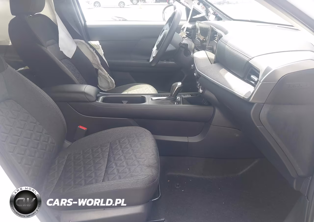 2025 Nissan Kicks Sv Fwd VIN:3N8AP6CA6SL376526 - 5