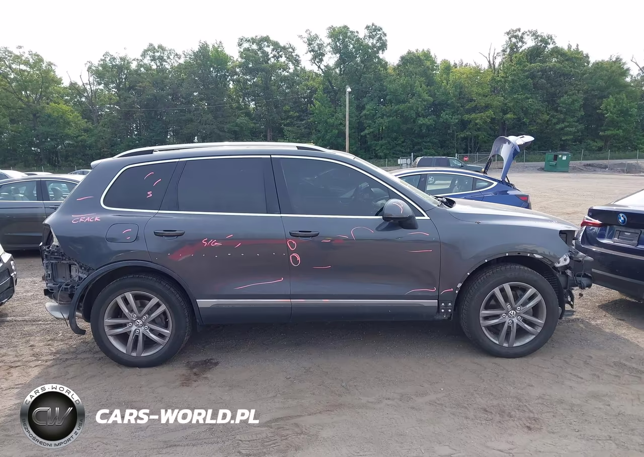 2016 Volkswagen Touareg Vr6 Lux VIN:WVGEF9BP7GD010509 - 13