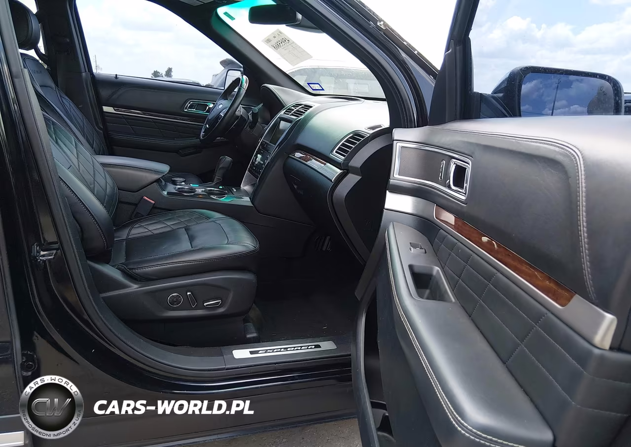 2016 Ford Explorer Platinum VIN:1FM5K8HT1GGD08465 - 5