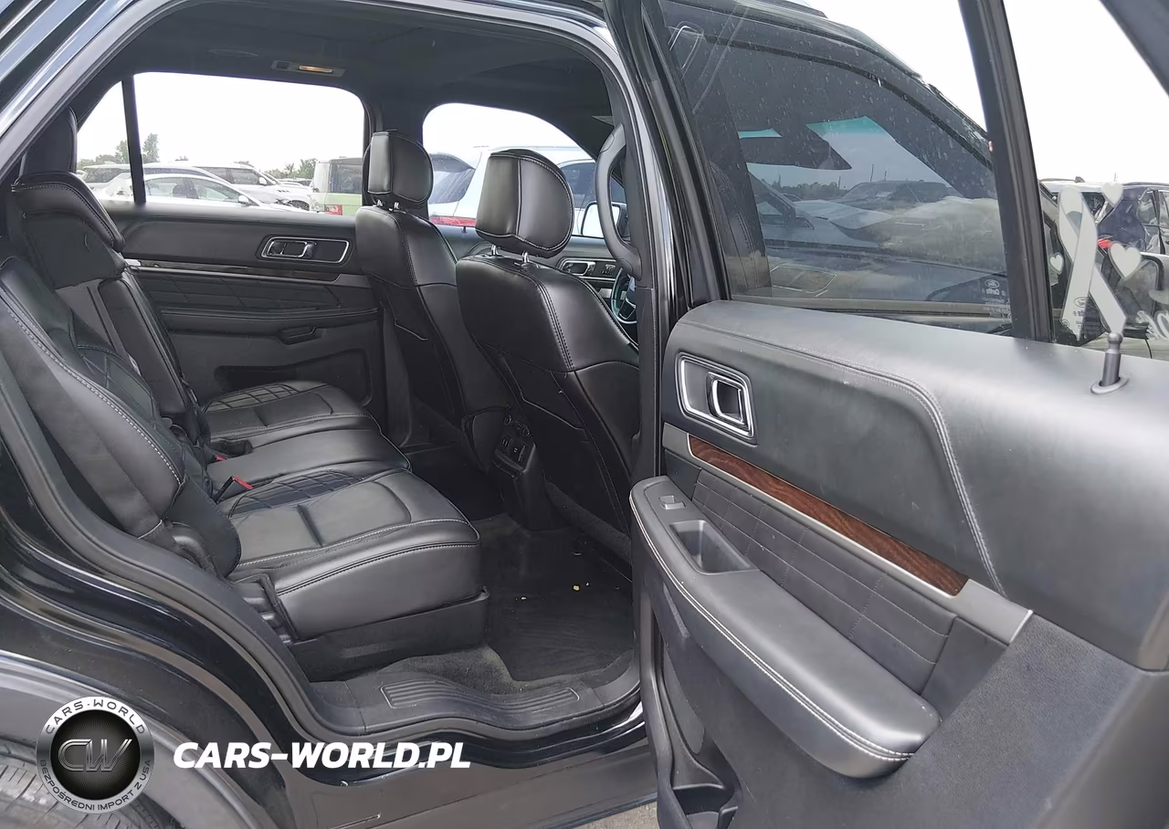 2016 Ford Explorer Platinum VIN:1FM5K8HT1GGD08465 - 8