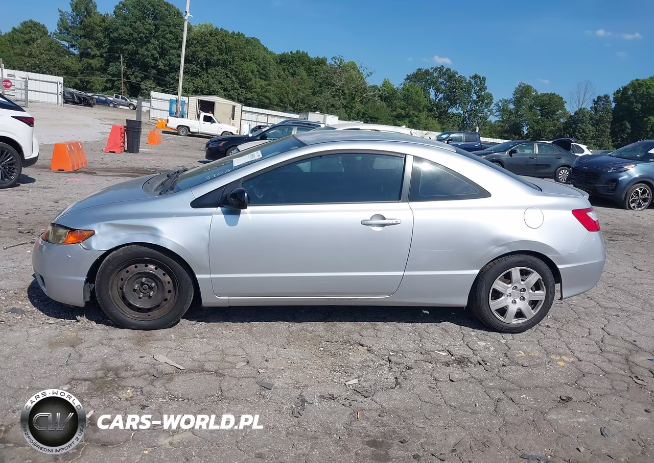 2008 Honda Civic Lx VIN:2HGFG12618H581711 - 14