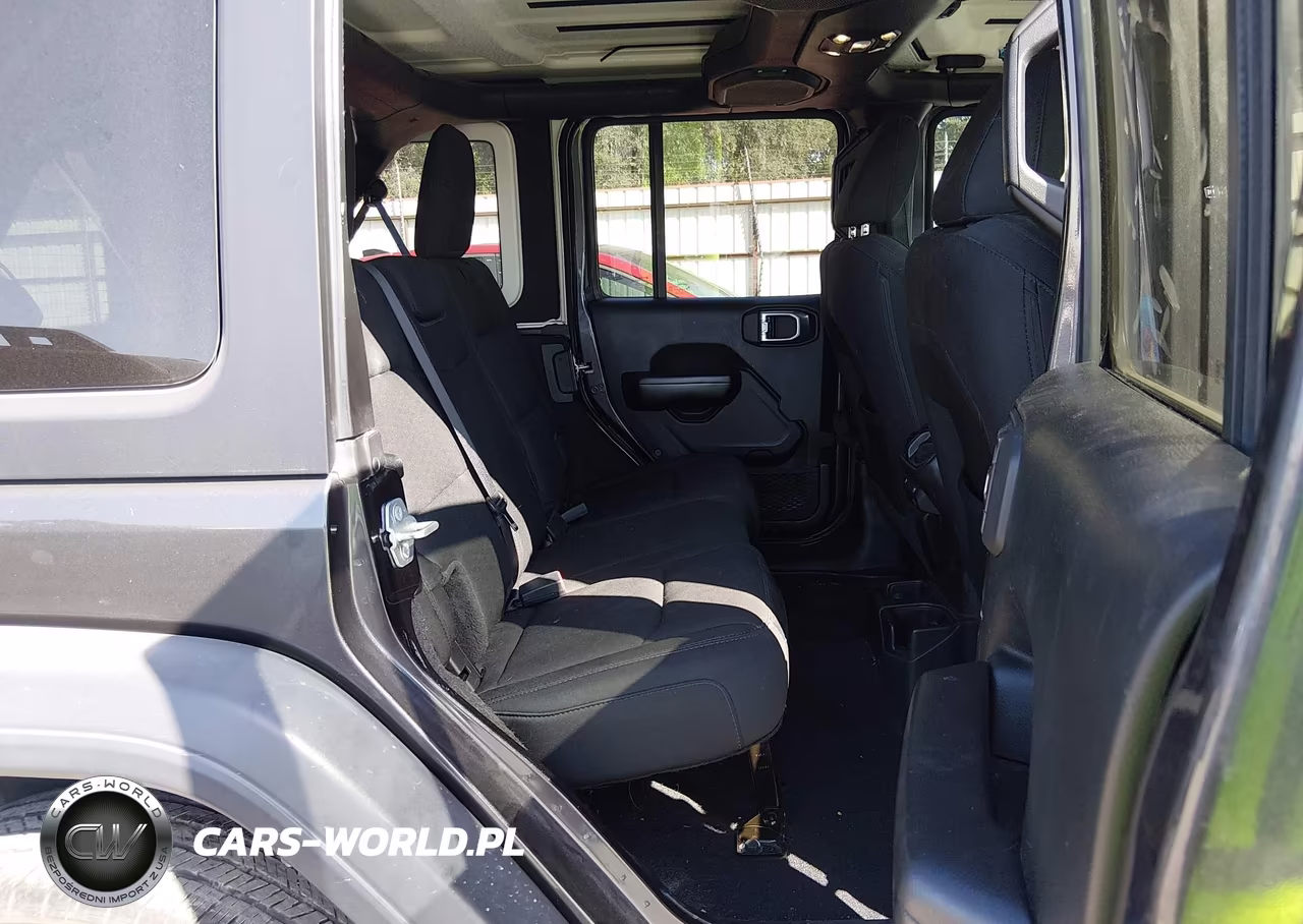 2020 Jeep Wrangler Unlimited Sport Altitude 4X4 VIN:1C4HJXDN4LW143193 - 8