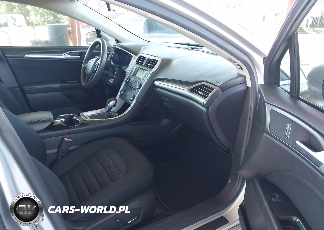 2016 Ford Fusion Se VIN:1FA6P0H76G5123232 - 5
