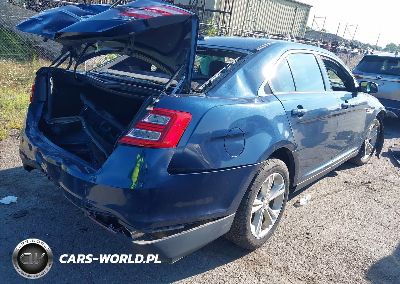 2017 Ford Taurus Sel VIN:1FAHP2E85HG137324 - 4