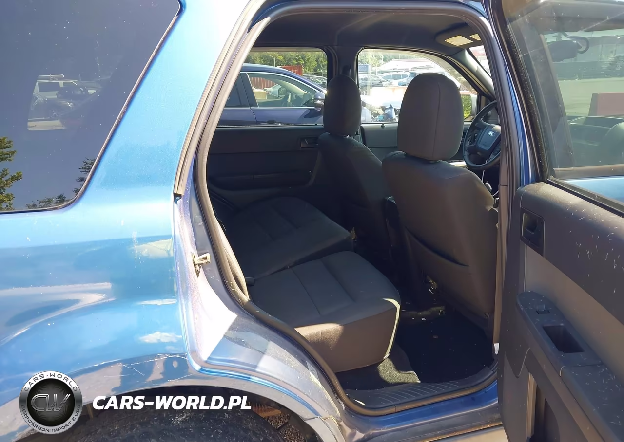 2010 Ford Escape Xlt VIN:1FMCU9D74AKC97112 - 8