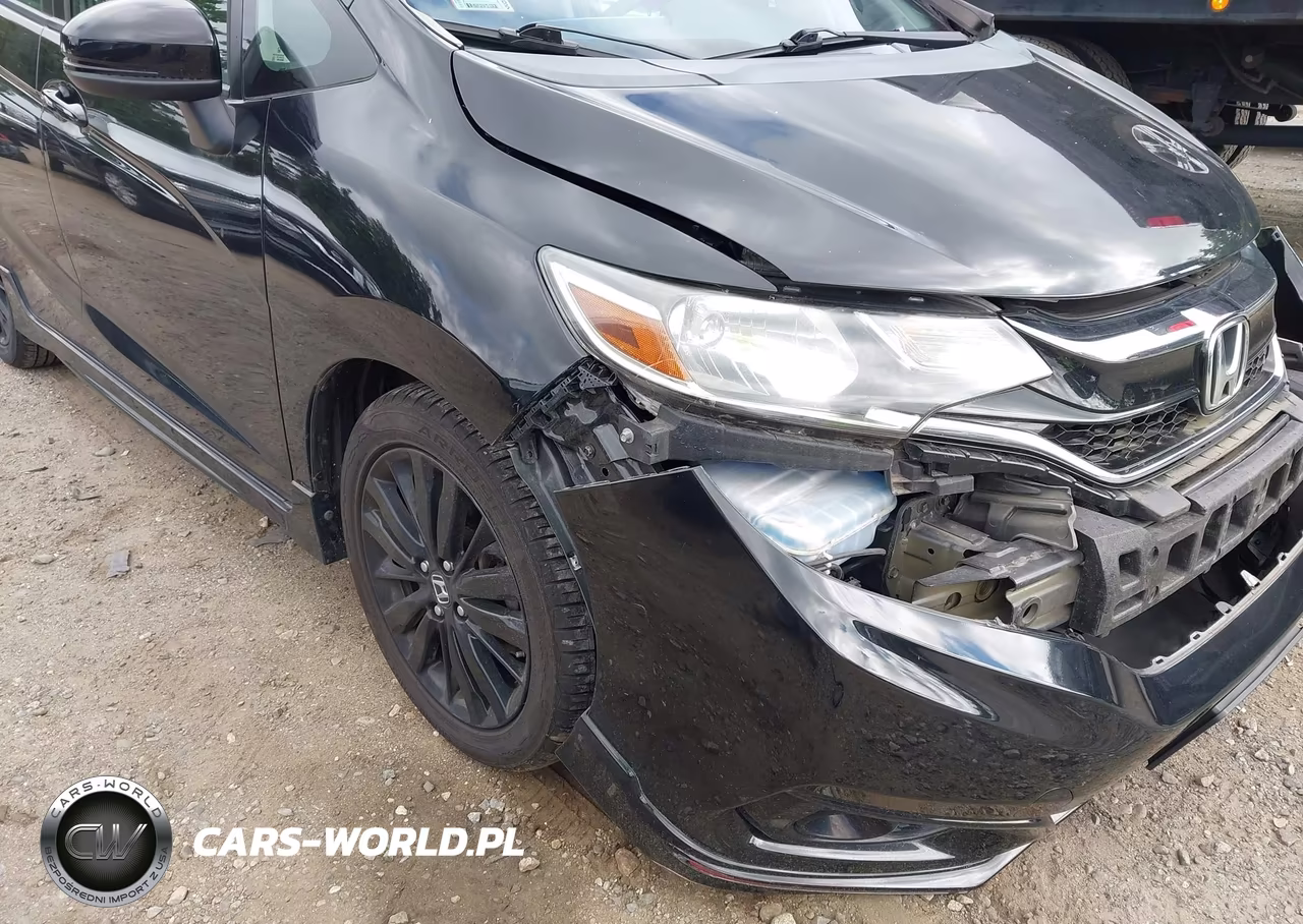 2018 Honda Fit Sport VIN:3HGGK5H63JM710671 - 18