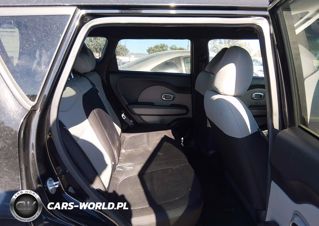 2015 Kia Soul VIN:KNDJN2A20F7194546 - 8