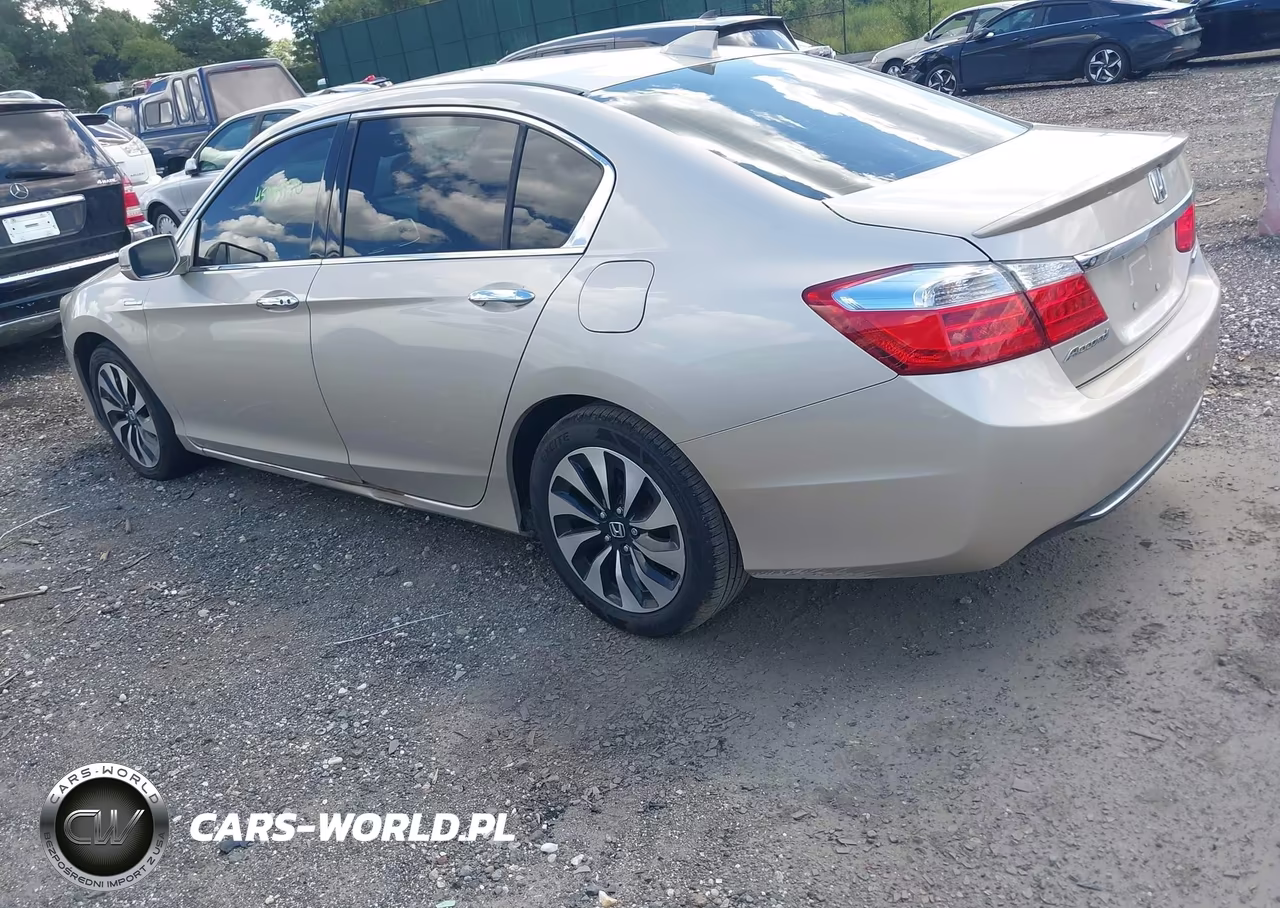 2015 Honda Accord Hybrid Ex-L VIN:1HGCR6F52FA001227 - 3