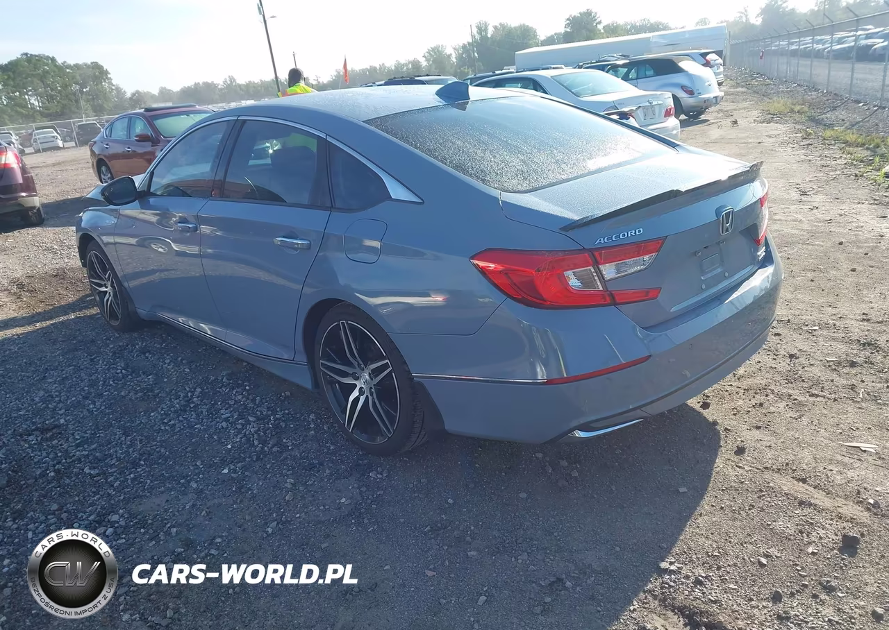 2021 Honda Accord Hybrid Touring VIN:1HGCV3F94MA021943 - 3