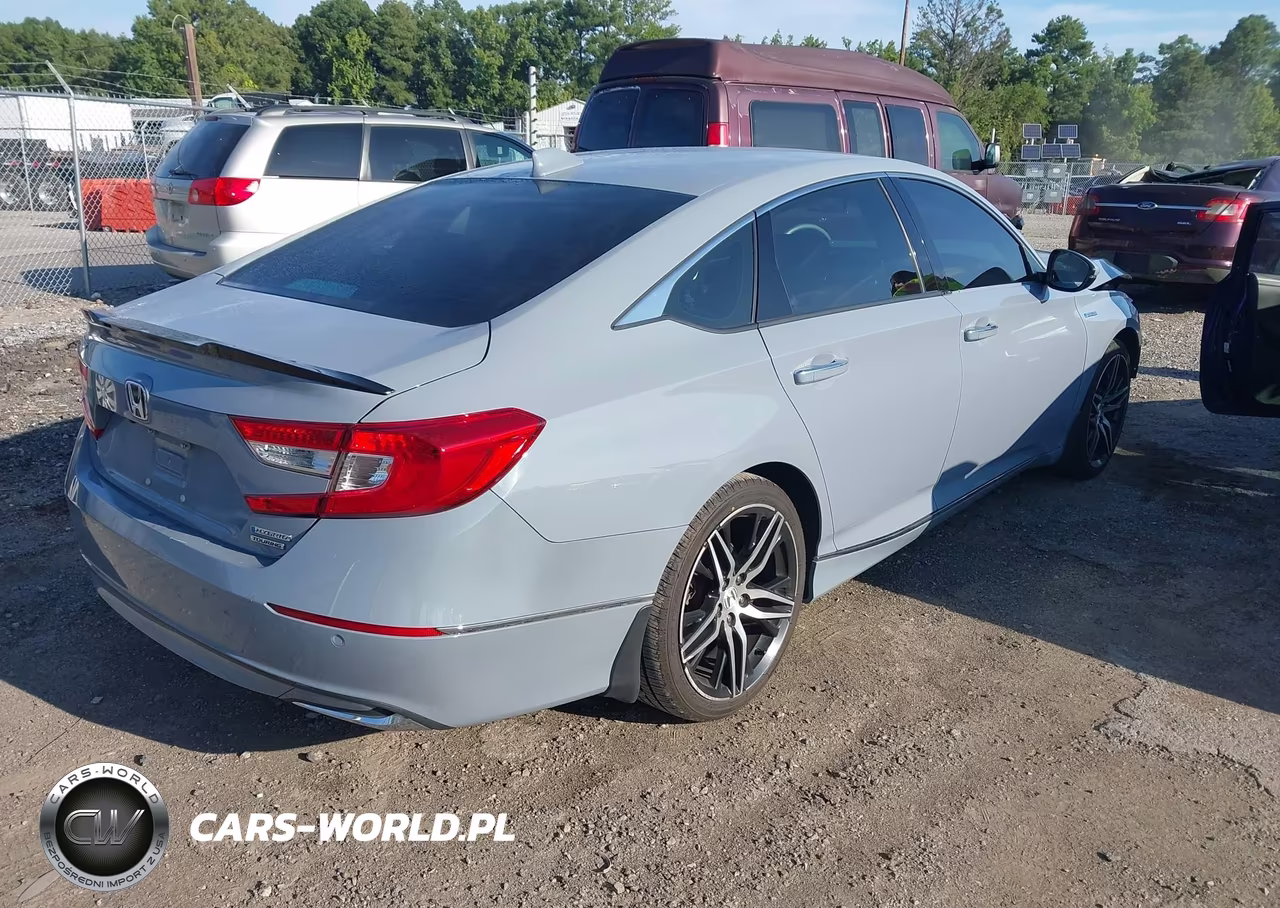 2021 Honda Accord Hybrid Touring VIN:1HGCV3F94MA021943 - 4