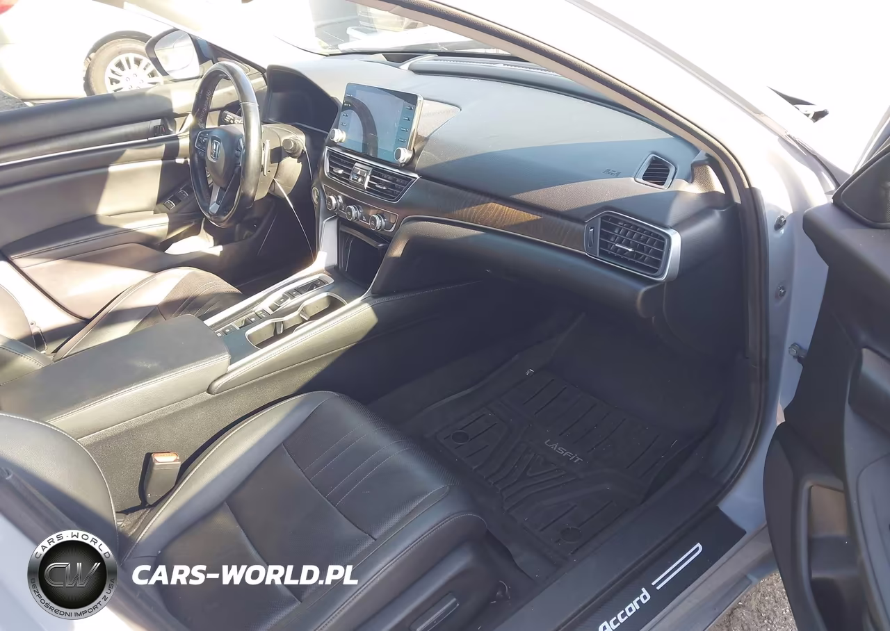 2021 Honda Accord Hybrid Touring VIN:1HGCV3F94MA021943 - 5