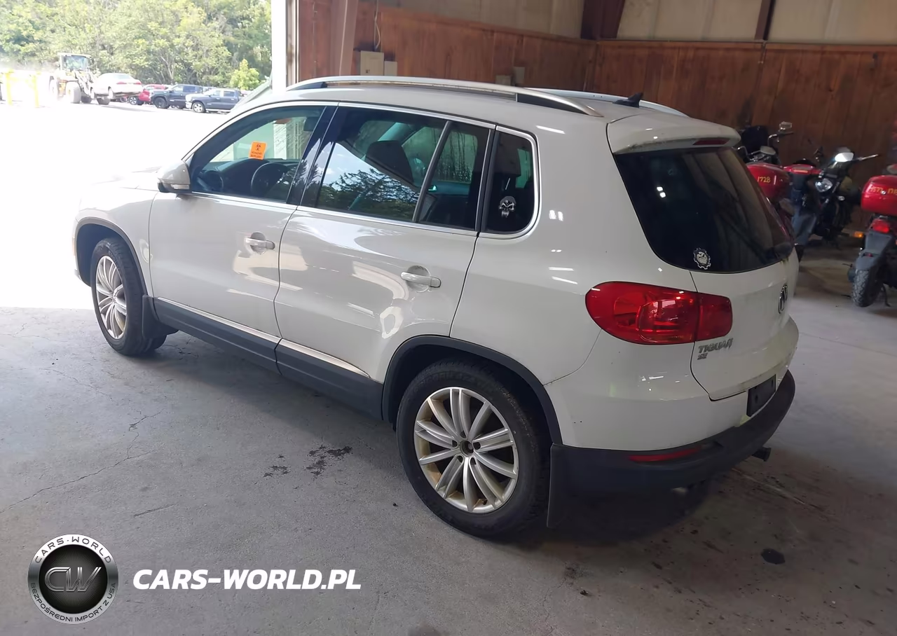 2016 Volkswagen Tiguan Se VIN:WVGBV7AX1GW561471 - 3