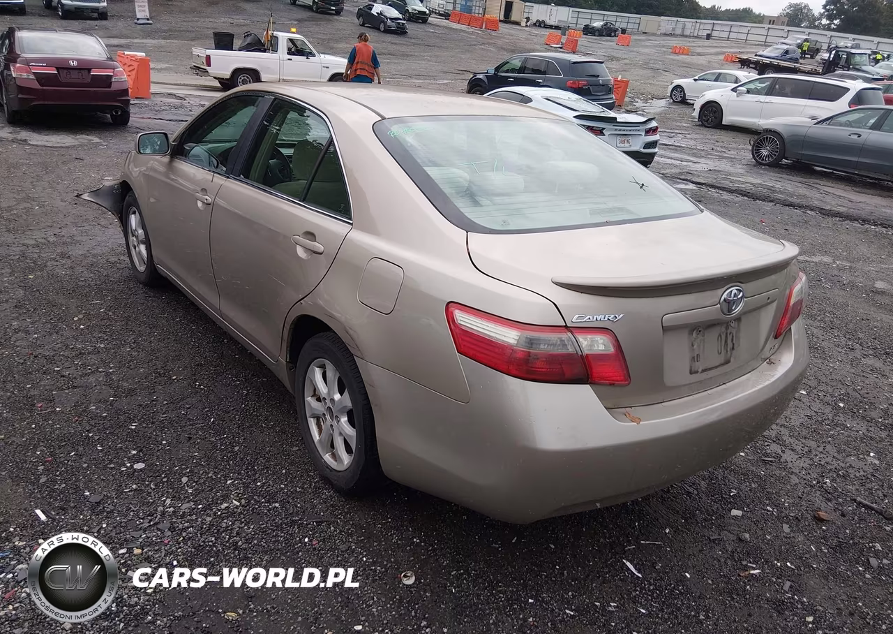 2007 Toyota Camry Le VIN:4T4BE46K77R004111 - 3