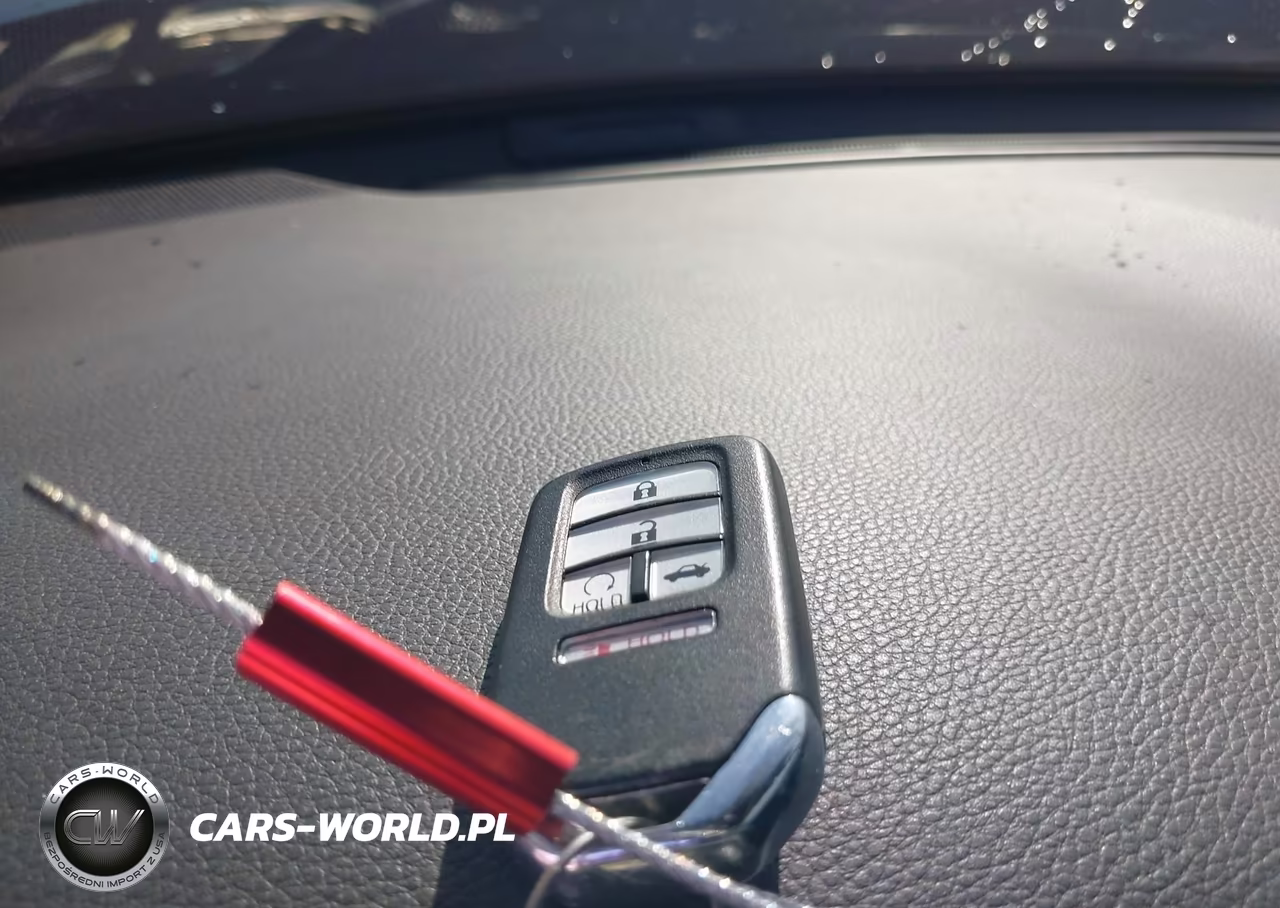 2016 Honda Accord Touring VIN:1HGCR3F90GA004565 - 11