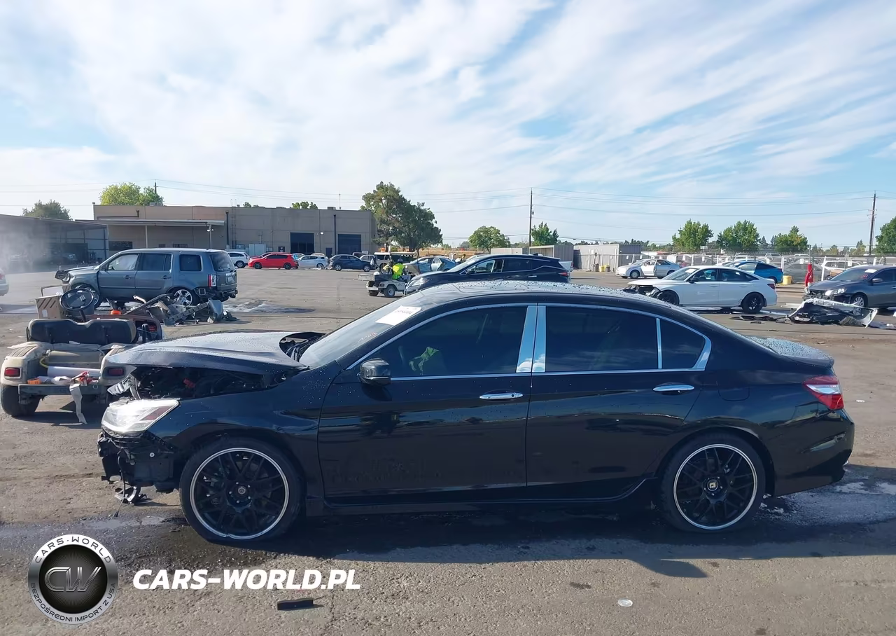 2016 Honda Accord Touring VIN:1HGCR3F90GA004565 - 14