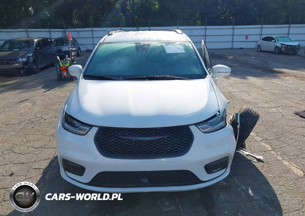 2021 Chrysler Pacifica Hybrid Touring L VIN:2C4RC1L77MR575382 - 12