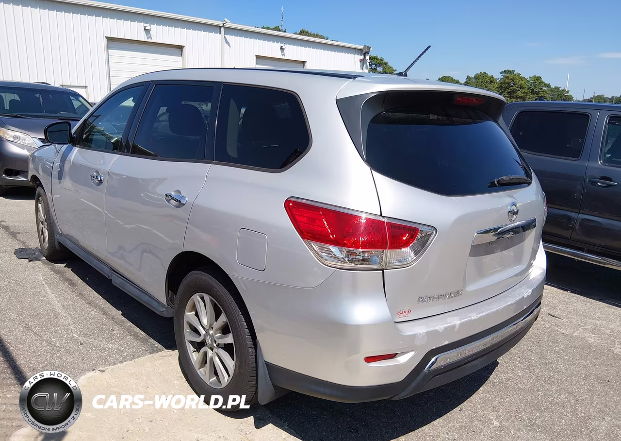 2015 Nissan Pathfinder S VIN:5N1AR2MM5FC634765 - 3