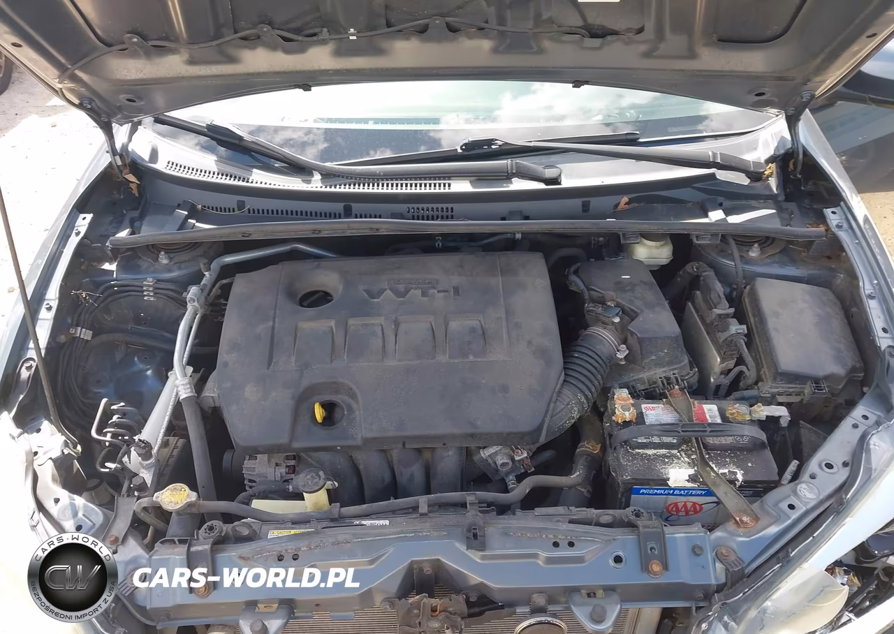 2015 Toyota Corolla S Plus VIN:2T1BURHE2FC260822 - 10