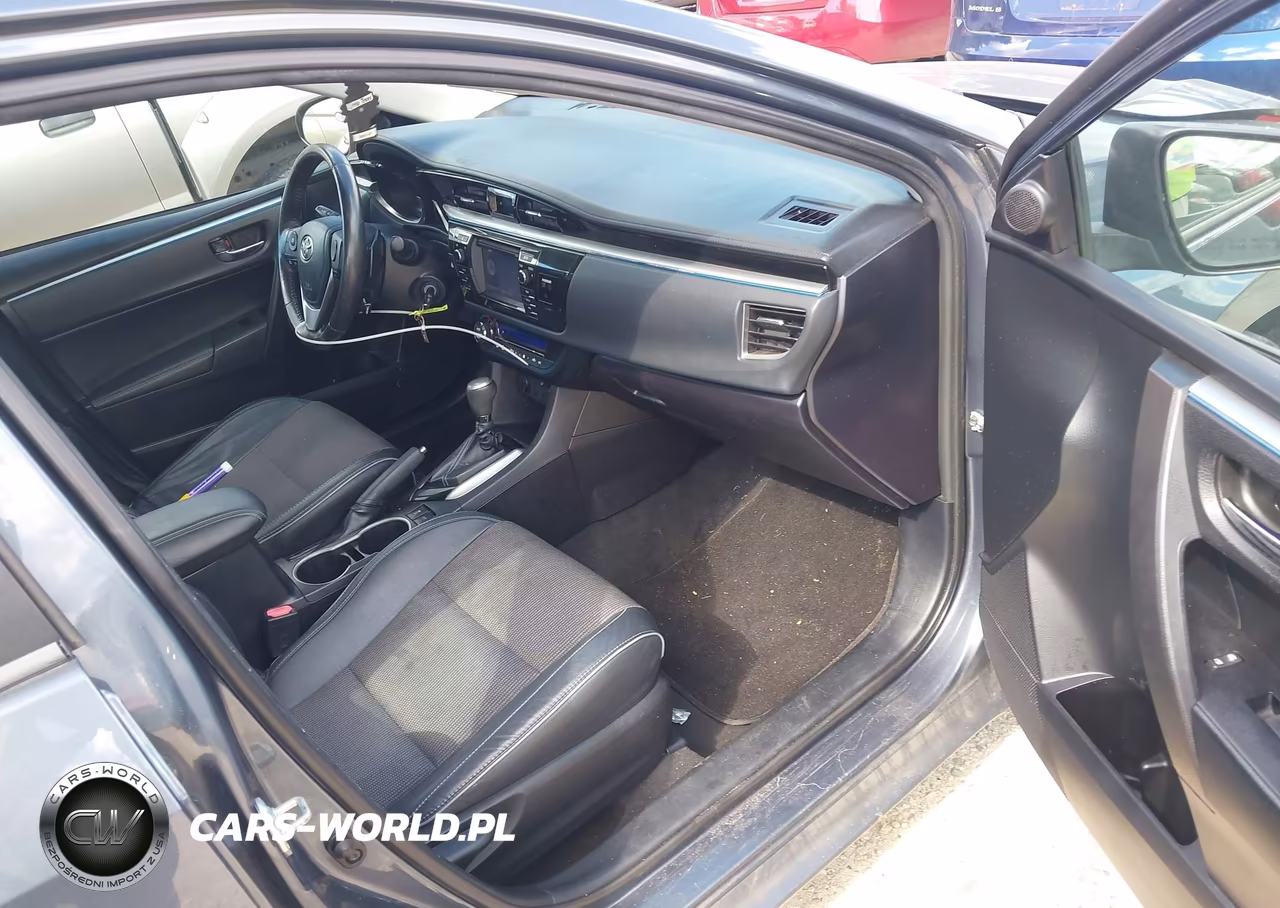 2015 Toyota Corolla S Plus VIN:2T1BURHE2FC260822 - 5