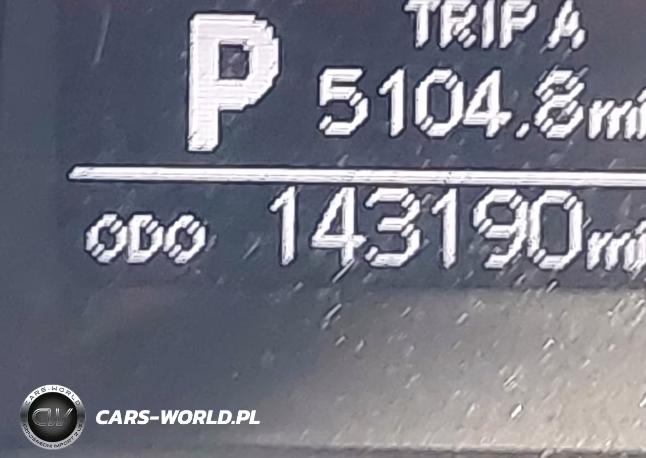 2015 Toyota Corolla S Plus VIN:2T1BURHE8FC364540 - 16