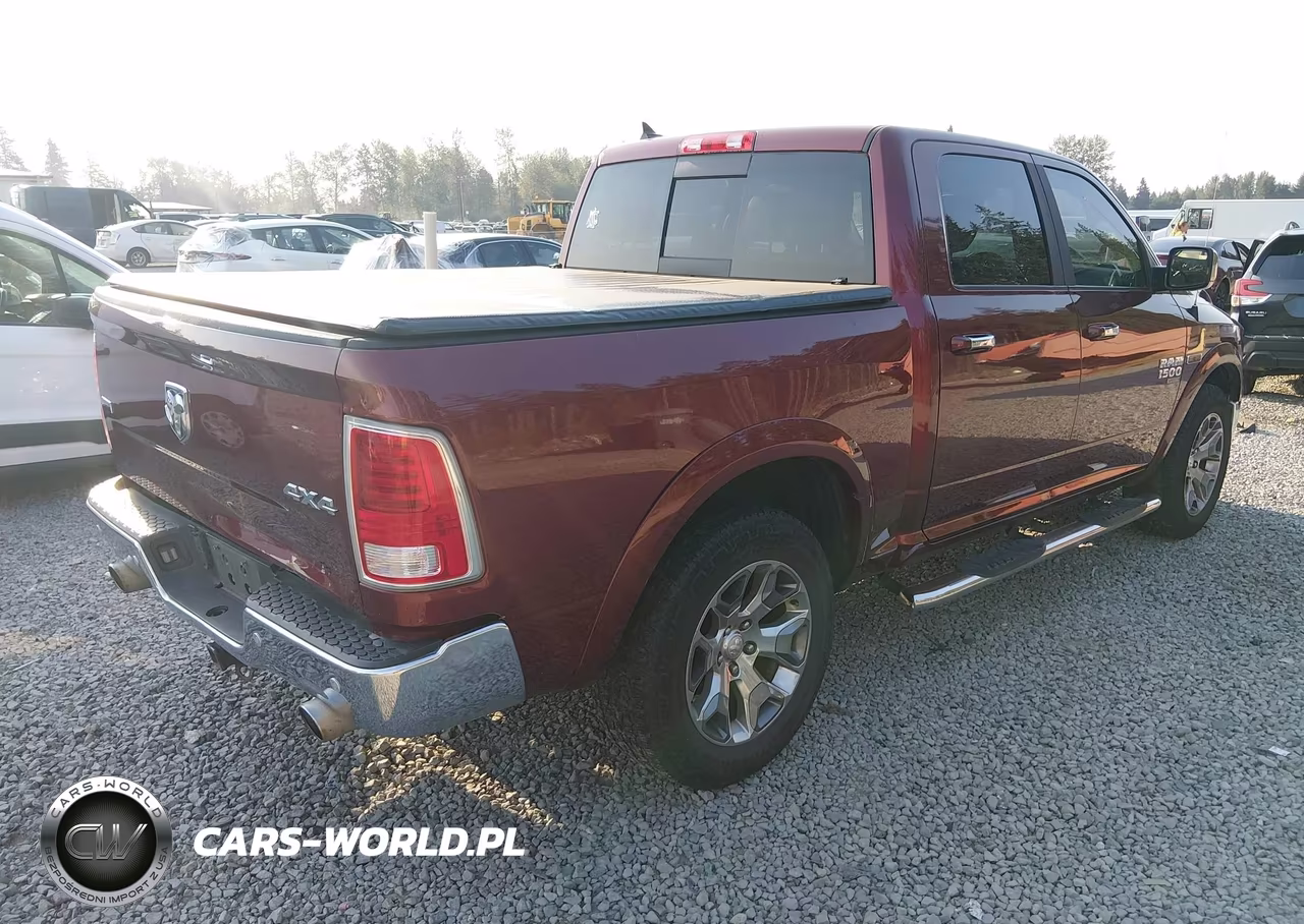2019 Ram 1500 Classic Laramie 4X4 5'7 Box VIN:1C6RR7NM5KS709233 - 4