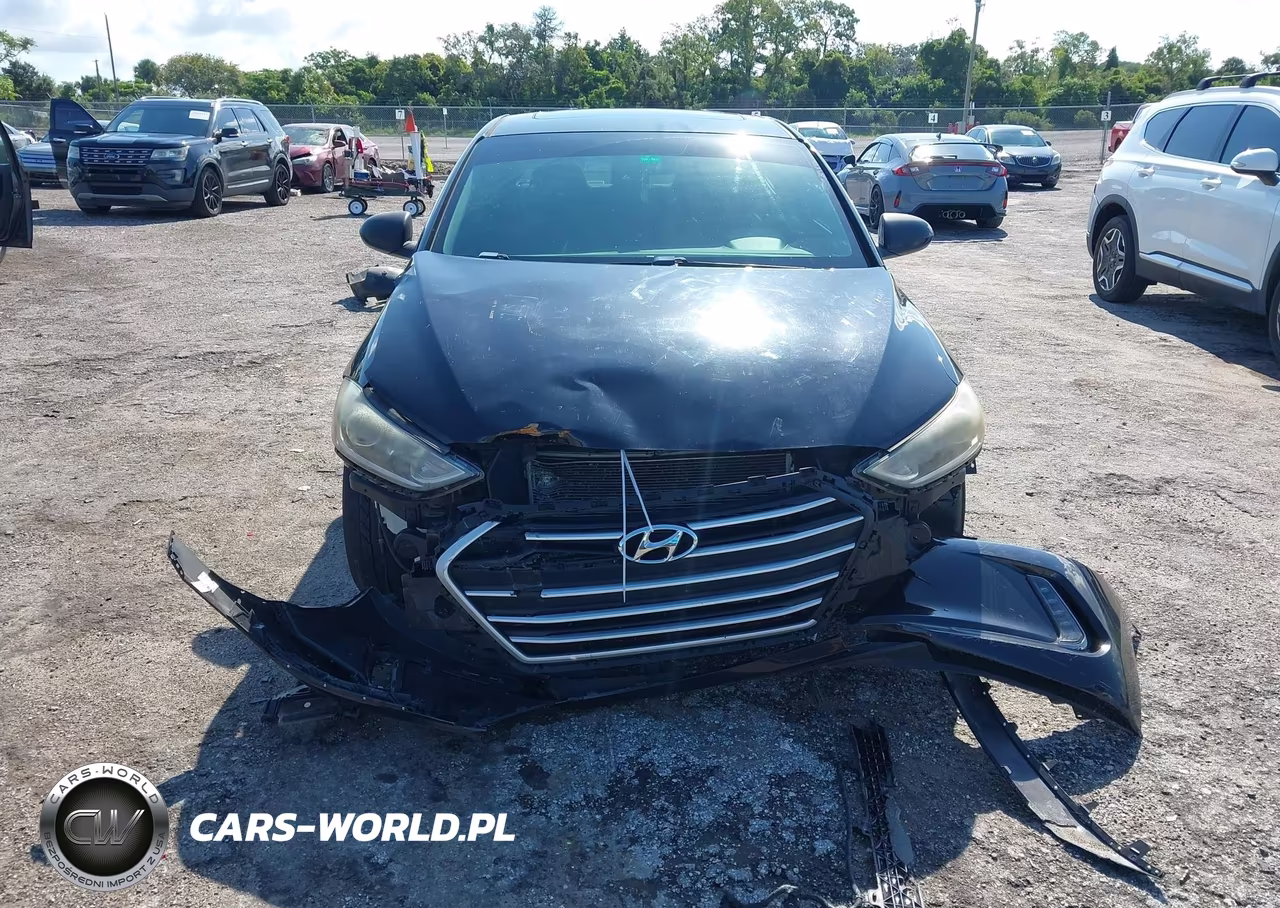 2018 Hyundai Elantra Value Edition VIN:KMHD84LF7JU523359 - 12