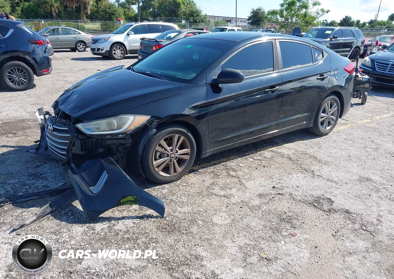 2018 Hyundai Elantra Value Edition VIN:KMHD84LF7JU523359 - 2