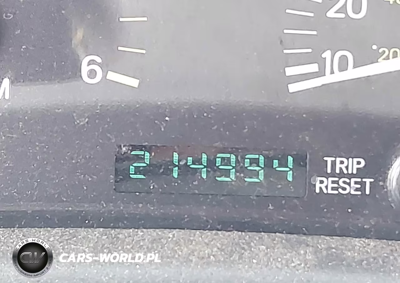 1999 Jeep Cherokee Classic-Sport VIN:1J4FT68S2XL542195 - 15