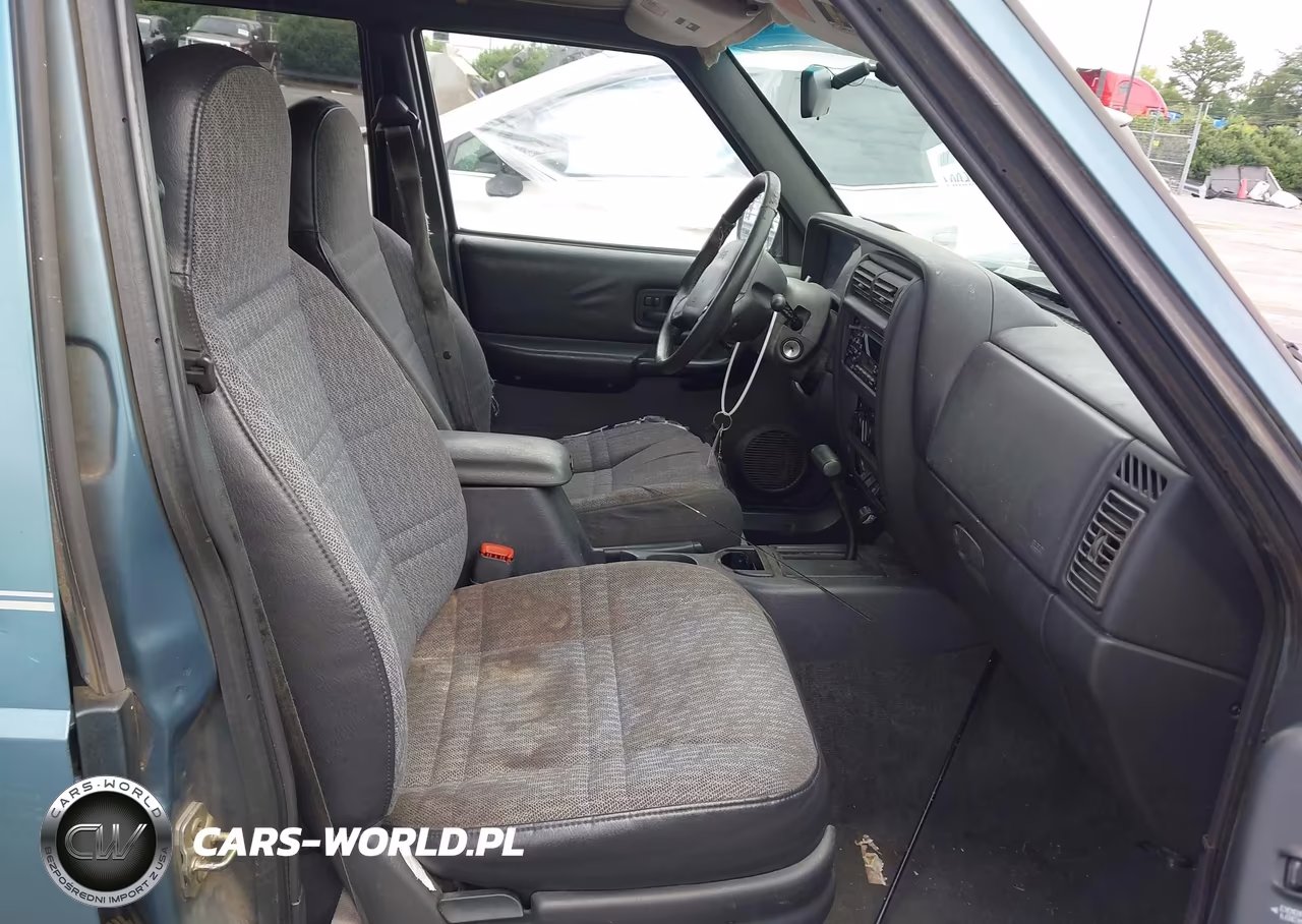 1999 Jeep Cherokee Classic-Sport VIN:1J4FT68S2XL542195 - 5