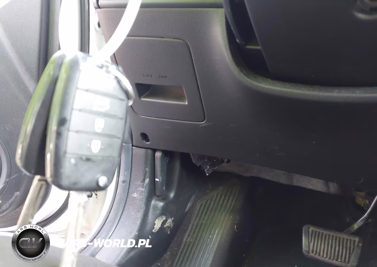 2018 Kia Soul VIN:KNDJN2A22J7523188 - 11