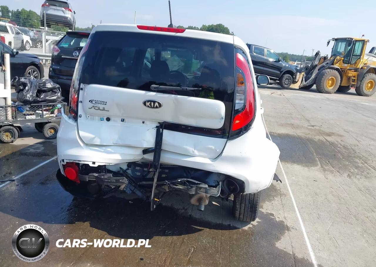 2018 Kia Soul VIN:KNDJN2A22J7523188 - 16