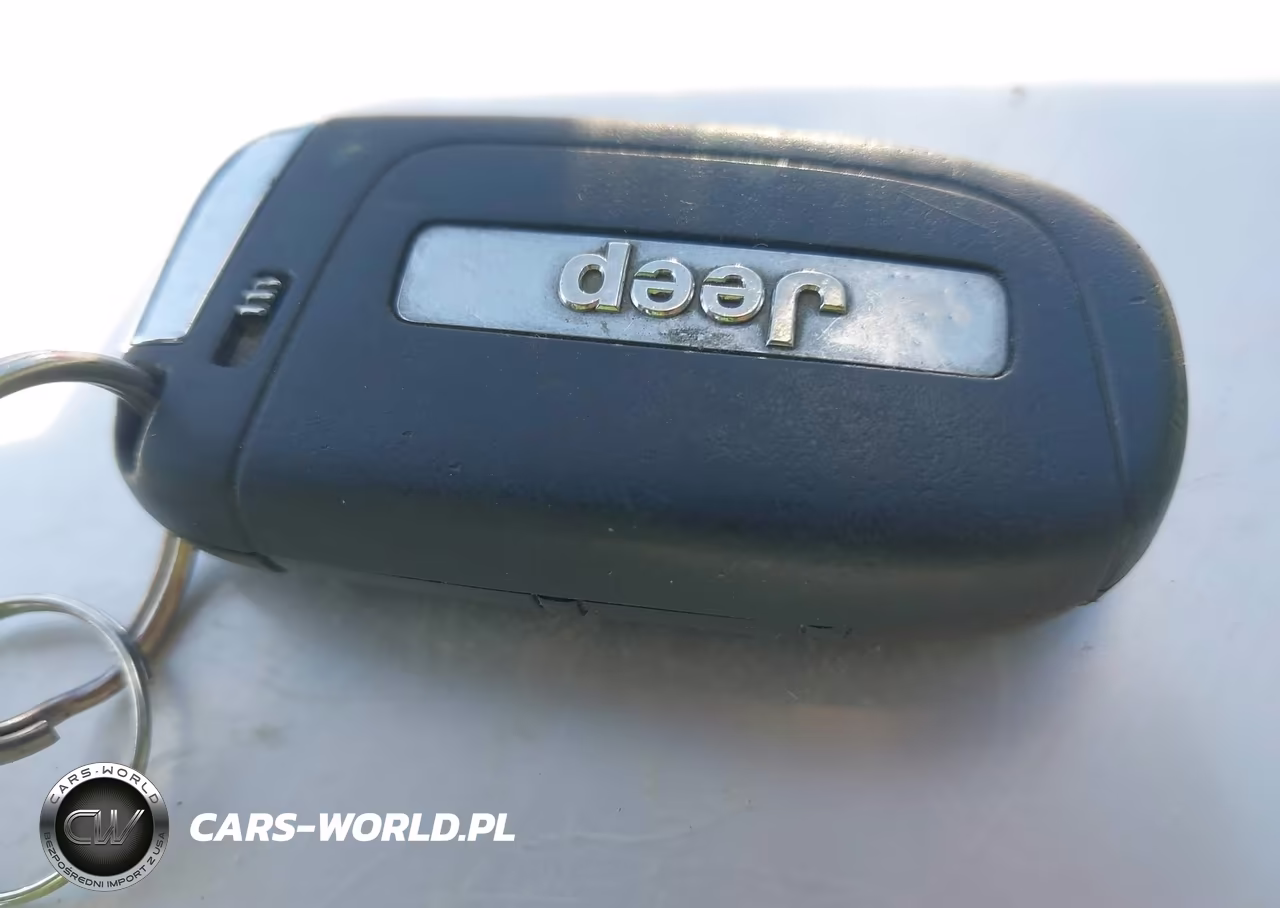 2018 Jeep Renegade Latitude 4X4 VIN:ZACCJBBB4JPH39923 - 11