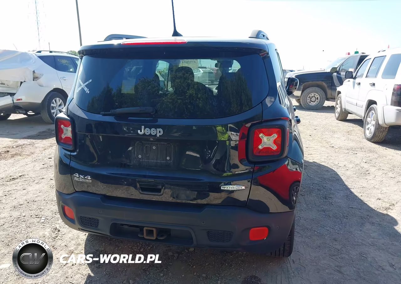 2018 Jeep Renegade Latitude 4X4 VIN:ZACCJBBB4JPH39923 - 17