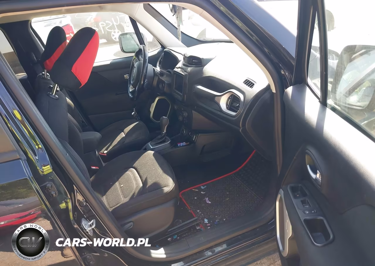 2018 Jeep Renegade Latitude 4X4 VIN:ZACCJBBB4JPH39923 - 5