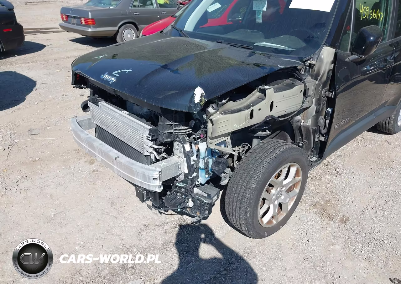 2018 Jeep Renegade Latitude 4X4 VIN:ZACCJBBB4JPH39923 - 6