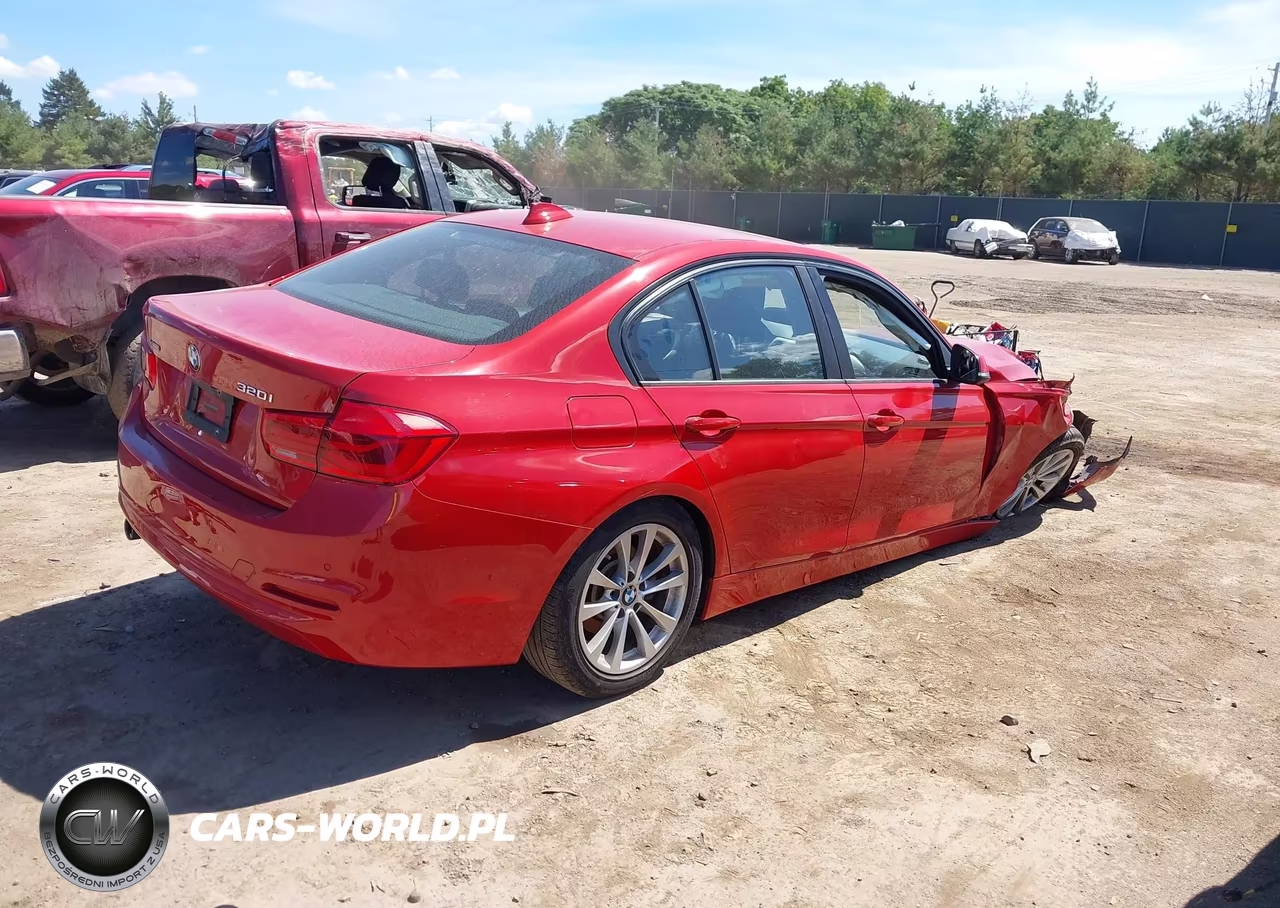 2017 BMW 320I xDrive VIN:WBA8E5G34HNU44981 - 4