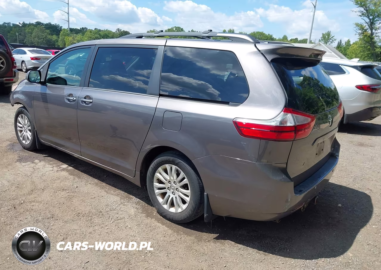 2016 Toyota Sienna Xle 8 Passenger VIN:5TDYK3DC3GS729264 - 3