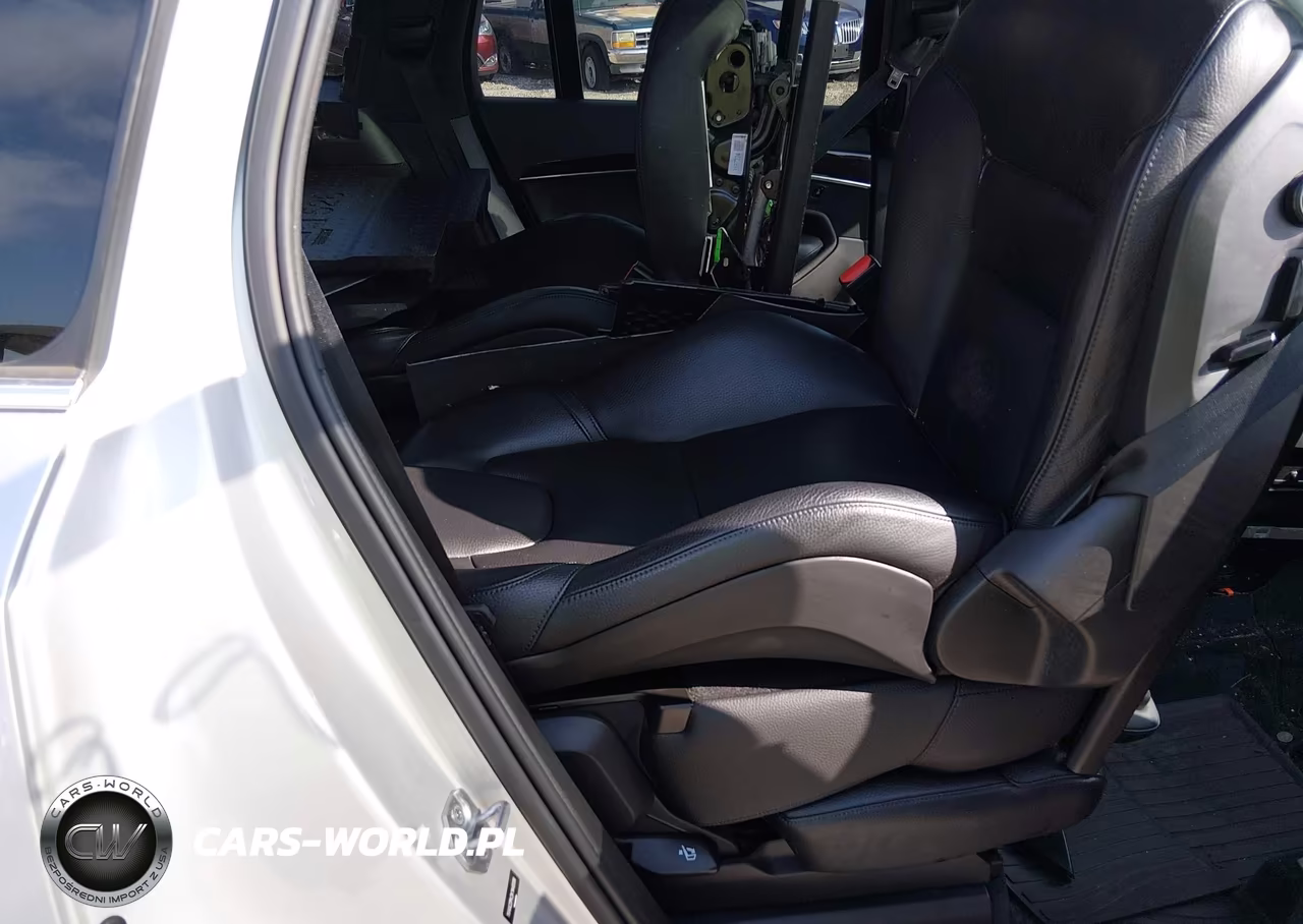 2019 Volvo Xc90 T6 Momentum VIN:YV4A22PK2K1449398 - 8