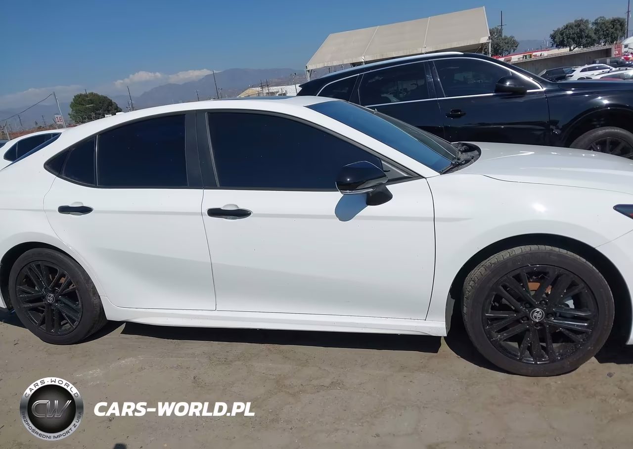 2025 Toyota Camry Se VIN:4T1DAACK3SU519827 - 13